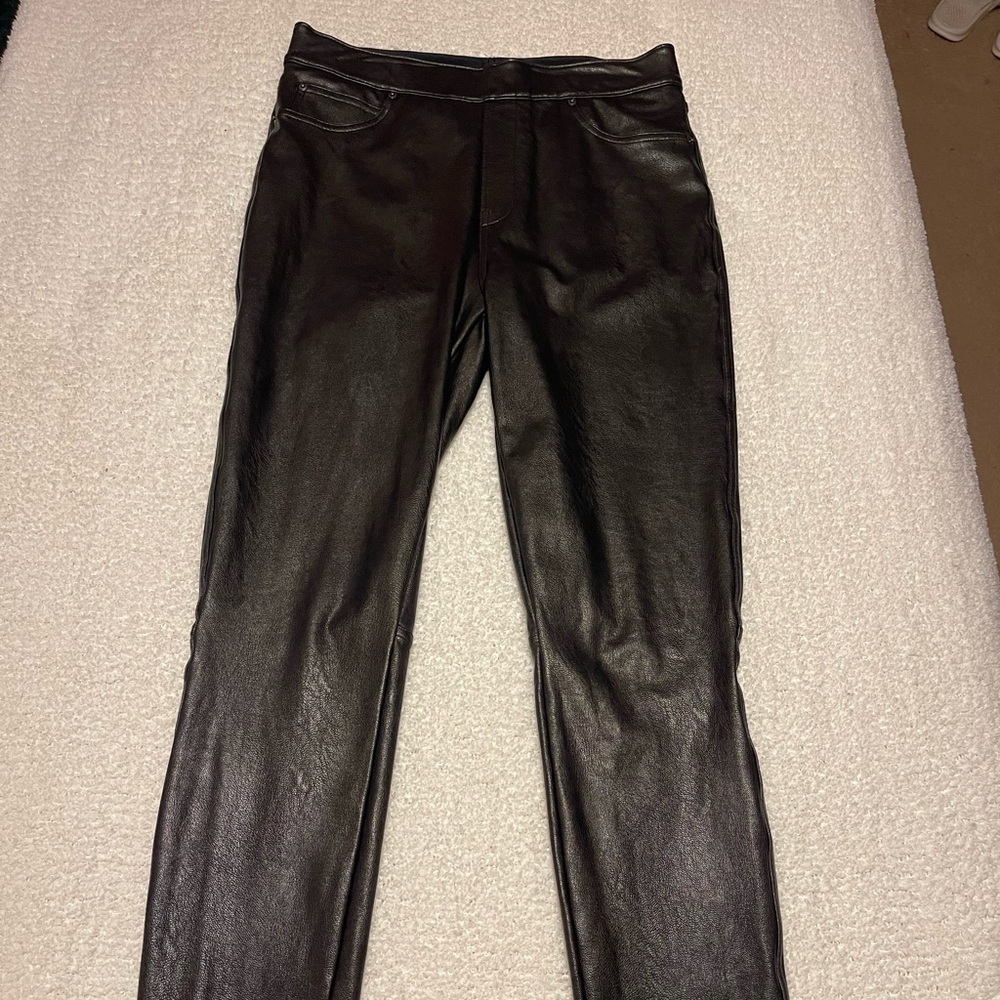 Leather-Like Ankle Skinny Pant